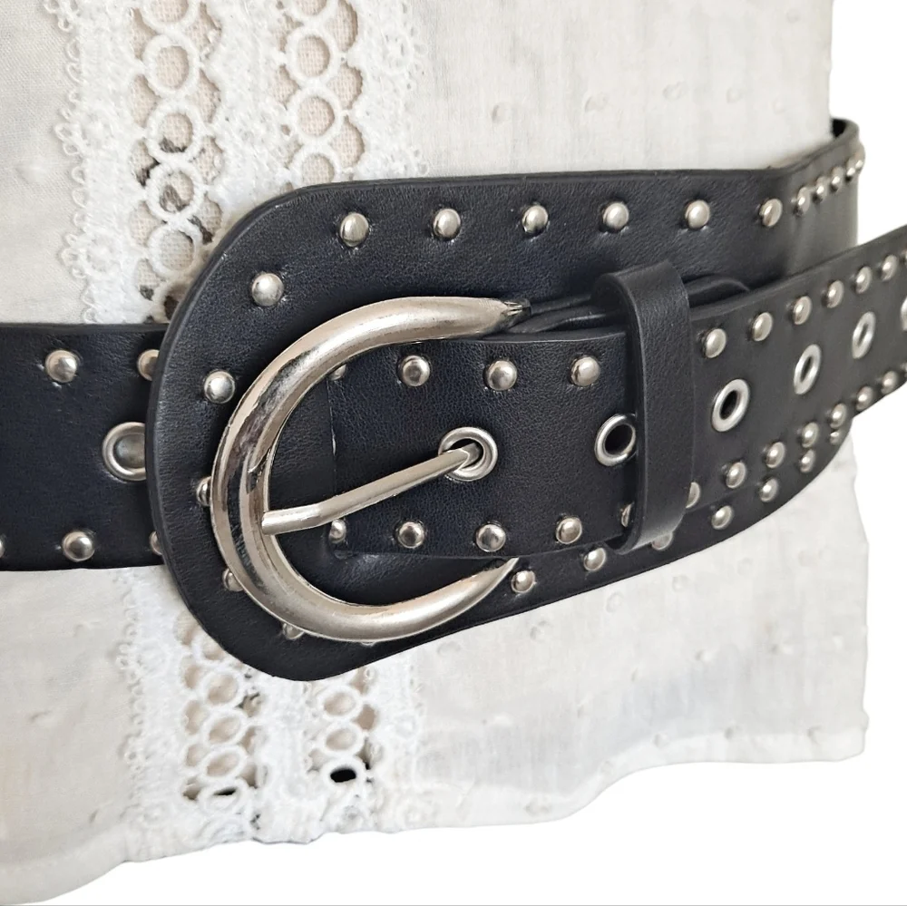 Black Faux Leather Grommet Chunky Belt Studded Silver Buckle Emo Punk Y2K